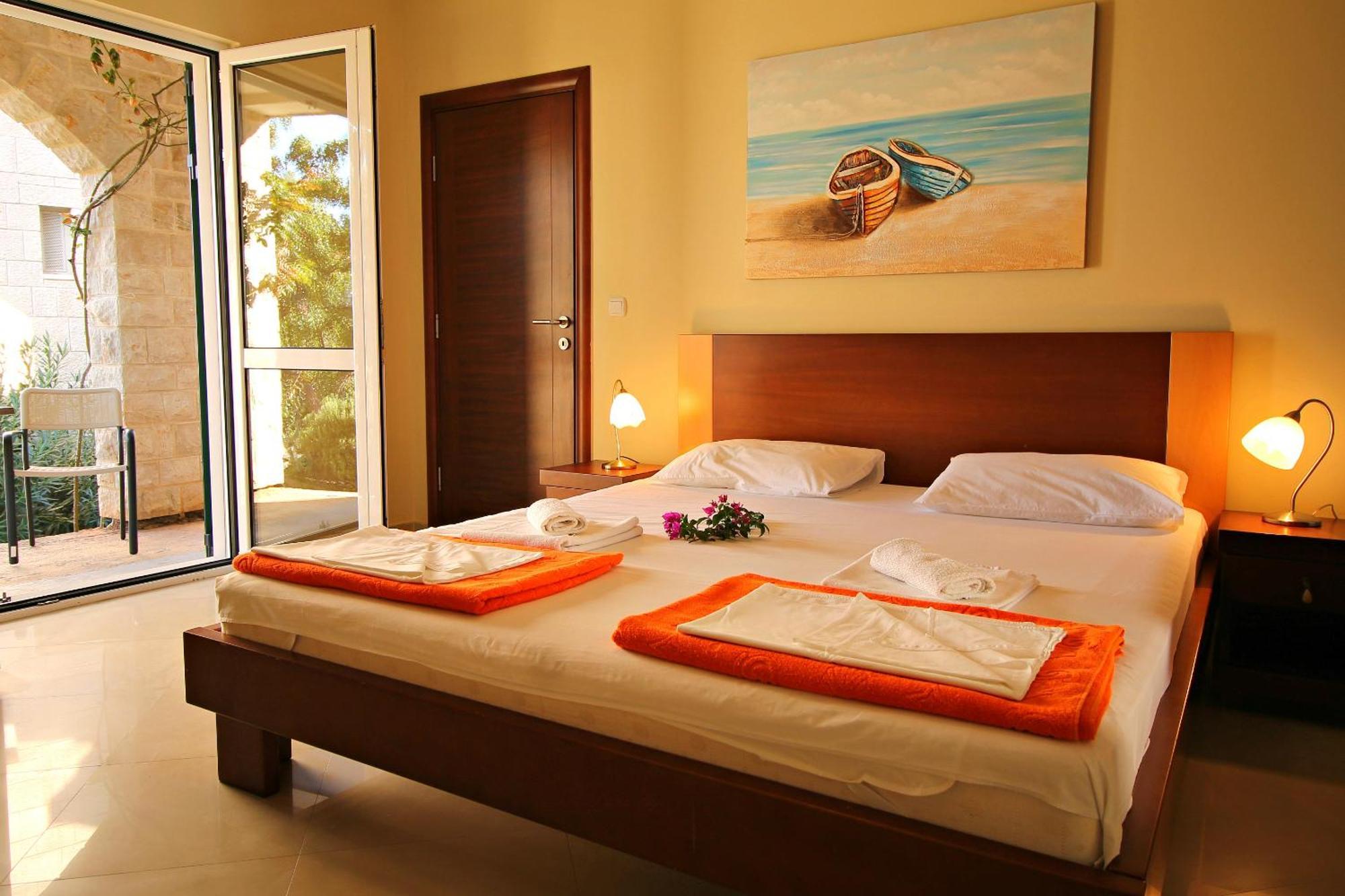 Guest House Villa Pastrovka Свети Стефан Стая снимка